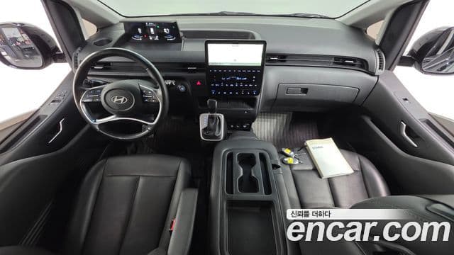 Hyundai Staria 2025 — ფოტო 7/20