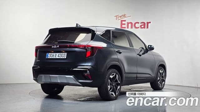 Kia Seltos 2025 — ფოტო 2/20