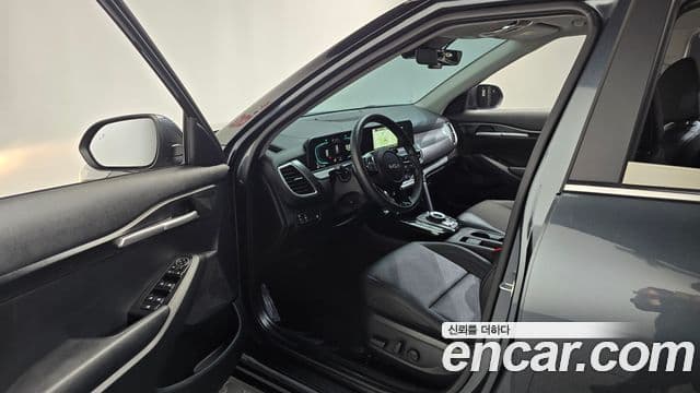 Kia Seltos 2025 — ფოტო 10/20