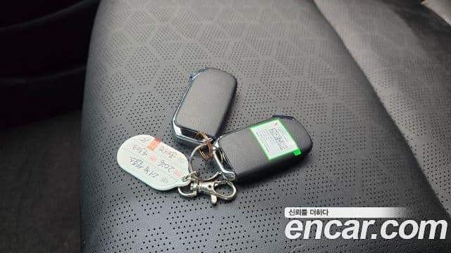 Kia Seltos 2025 — ფოტო 15/20