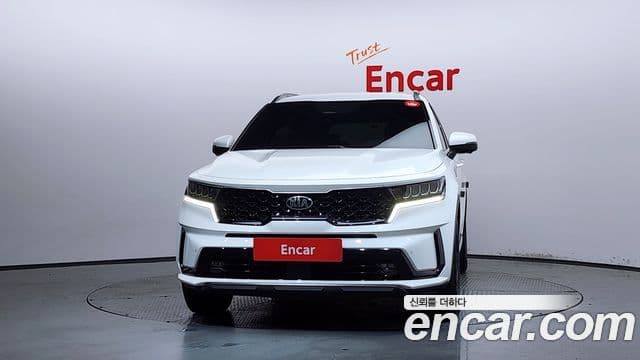 Kia Sorento 2021 — Фото 2/20
