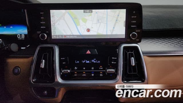 Kia Sorento 2021 — Фото 13/20