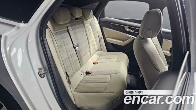 Audi A6 2023 — ფოტო 11/20