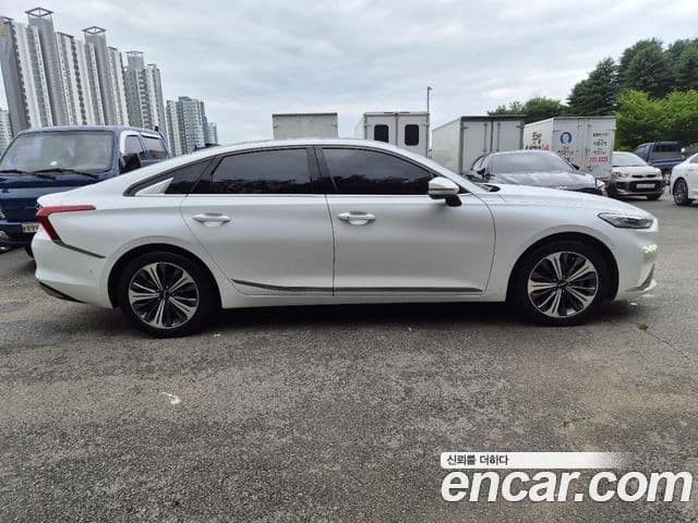 Kia K8 2022 — ფოტო 7/20