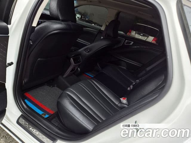 Kia K8 2022 — ფოტო 12/20