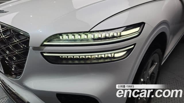 Genesis GV70 2026 — Photo 16/32