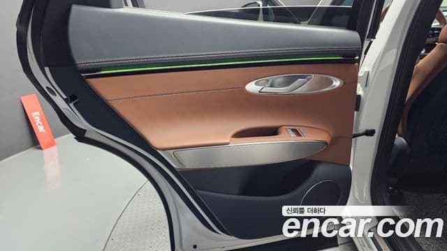 Genesis GV70 2026 — Photo 9/32
