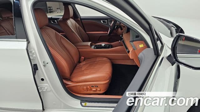 Kia K8 2025 — Şəkil 10/20