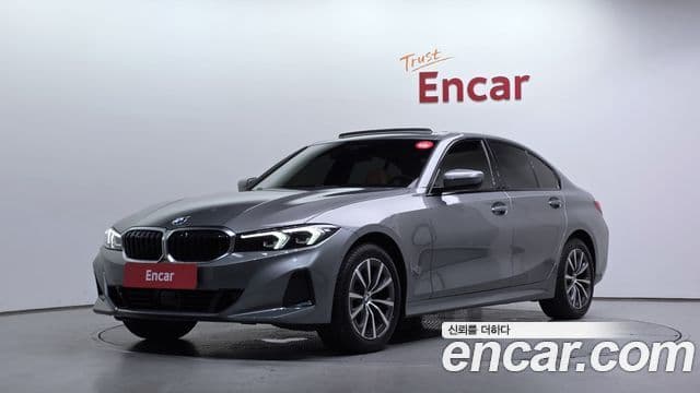 BMW 3 Series 2024 — ფოტო 1/20