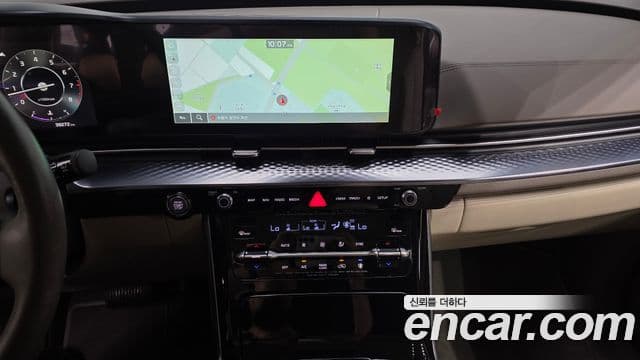 Kia Carnival 2021 — Şəkil 13/20