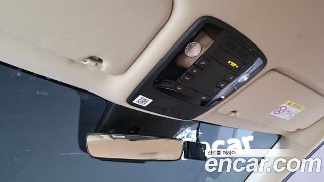 Kia Carnival 2021 — Şəkil 19/20