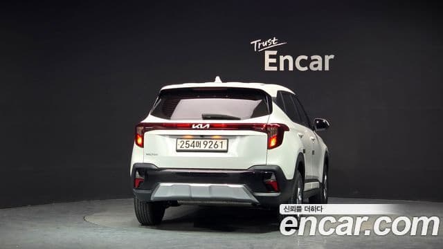 Kia Seltos 2023 — Şəkil 4/20