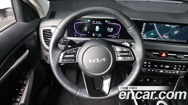 Kia Seltos 2023 — Şəkil 15/20