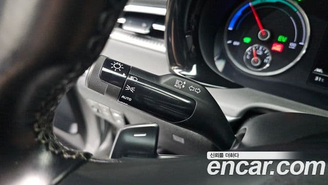 Kia K5 2021 — Şəkil 15/20