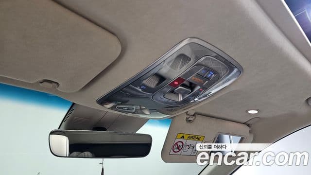 Genesis Electrified G80 2023 — Şəkil 19/20