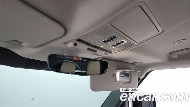 Land Rover Defender 2021 — ფოტო 30/32