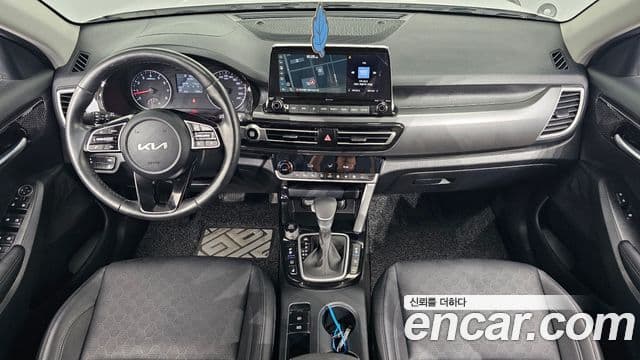 Kia Seltos 2021 — ფოტო 7/20