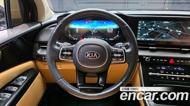 Kia Carnival 2021 — Фото 13/20