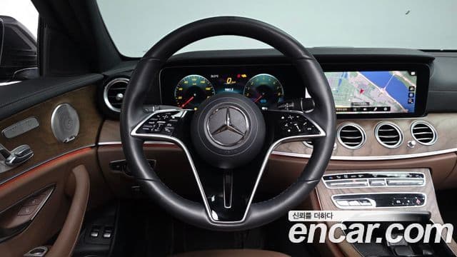 Mercedes-Benz E-Class 2021 — Şəkil 14/20