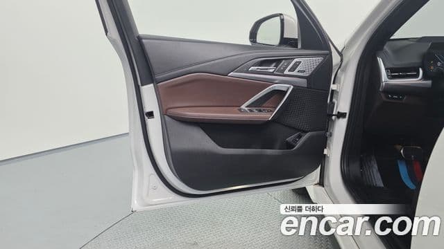 BMW X1 2023 — Şəkil 17/43