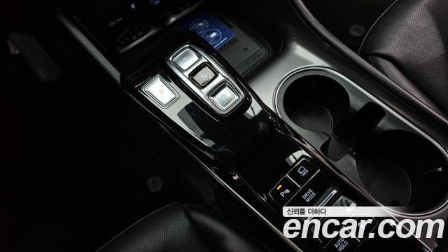 Hyundai Sonata 2022 — ფოტო 9/20