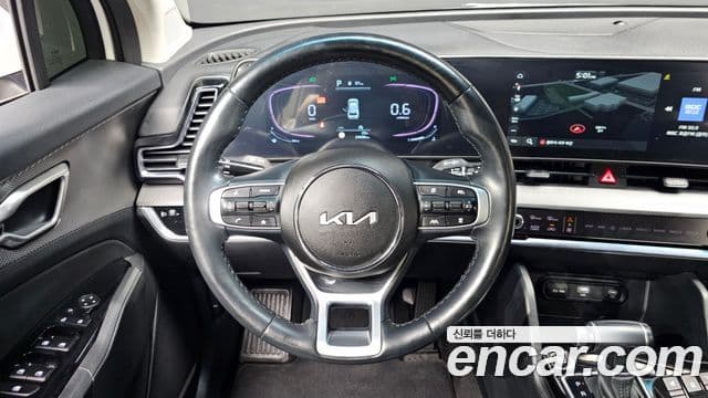 Kia Sportage 2022 — ფოტო 15/20