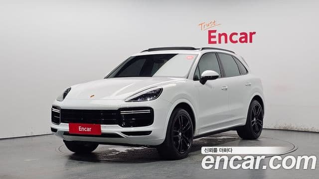 Porsche Cayenne 2019 — ფოტო 1/20
