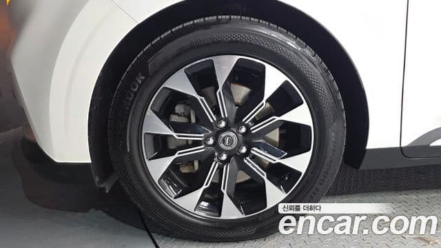 Kia Carnival 2020 — фото 5 из 20