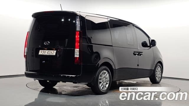 Hyundai Staria 2021 — Фото 2/20