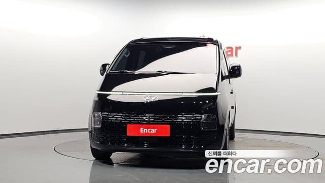 Hyundai Staria 2021 — Фото 3/20