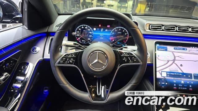 Mercedes-Benz S-Class 2022 — Photo 6/31