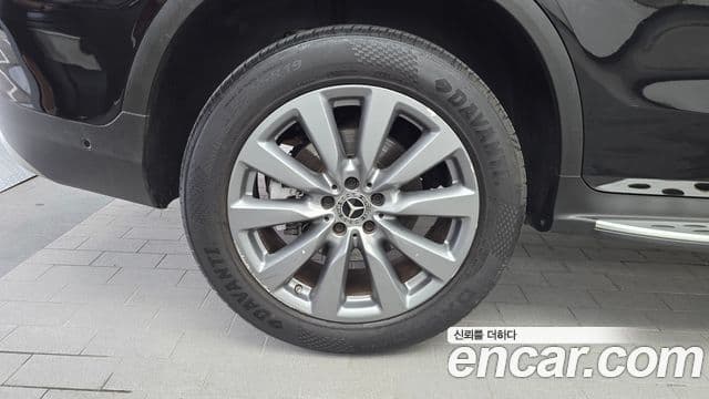 Mercedes-Benz GLC-Class 2018 — Şəkil 5/20