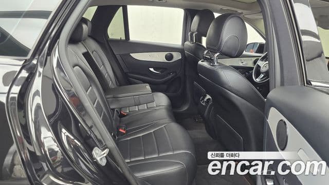 Mercedes-Benz GLC-Class 2018 — Şəkil 11/20
