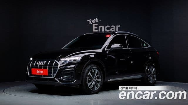 Audi Q5 2021 — ფოტო 1/20