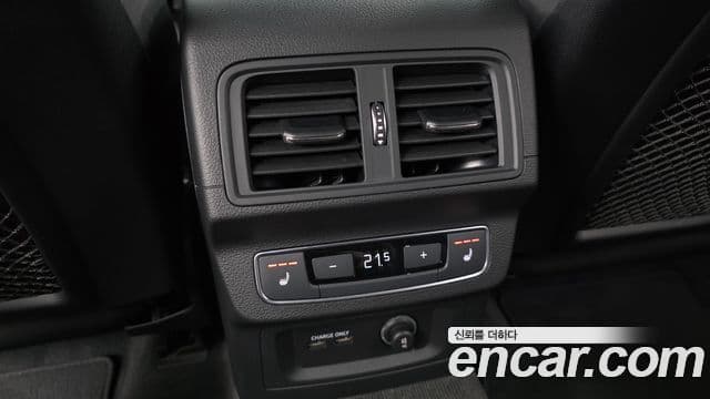 Audi Q5 2021 — ფოტო 19/20