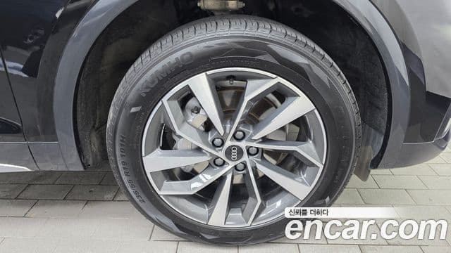Audi Q5 2021 — Şəkil 2/32
