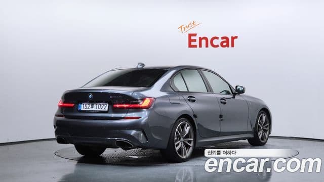 BMW 3 Series 2021 — ფოტო 2/20
