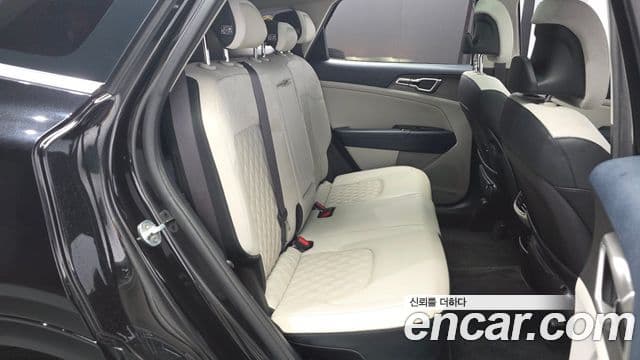 Kia Sportage 2021 — ფოტო 11/20
