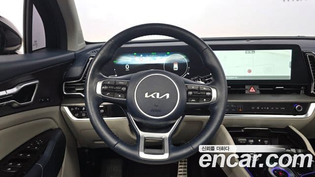 Kia Sportage 2021 — ფოტო 13/20