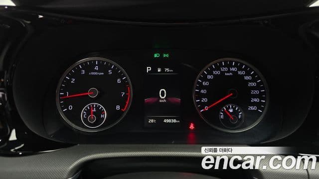 Kia K5 2021 — ფოტო 7/20