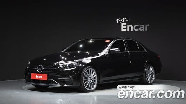Mercedes-Benz E-Class 2022 — ფოტო 1/20