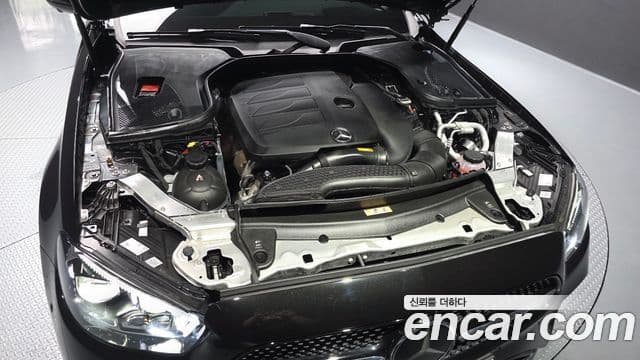 Mercedes-Benz E-Class 2022 — ფოტო 6/20