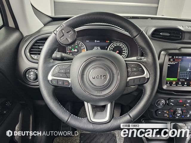 Jeep Renegade 2023 — Şəkil 13/20