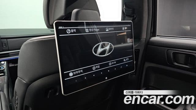 Hyundai Santa Fe 2025 — Şəkil 18/20