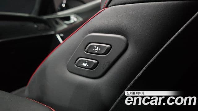 Kia Stinger Meister 2022 — Photo 23/36