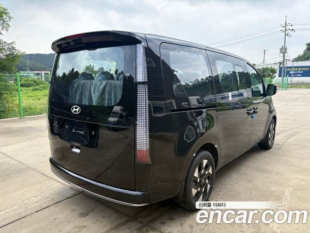 Hyundai Staria 2026 — Şəkil 2/20