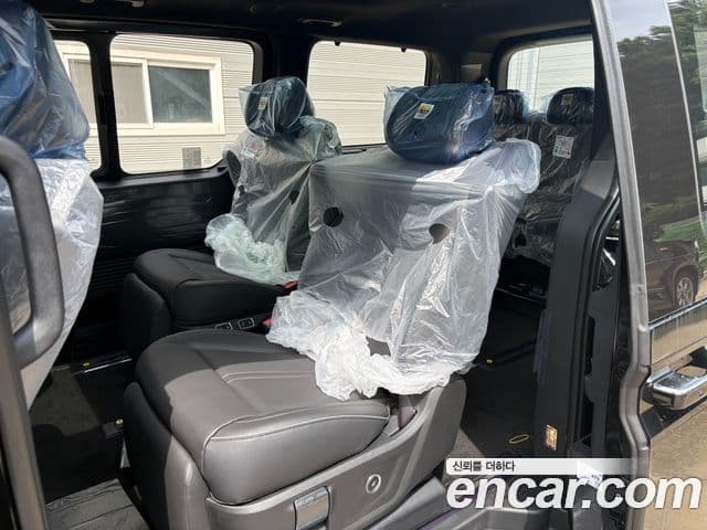 Hyundai Staria 2026 — Şəkil 10/20