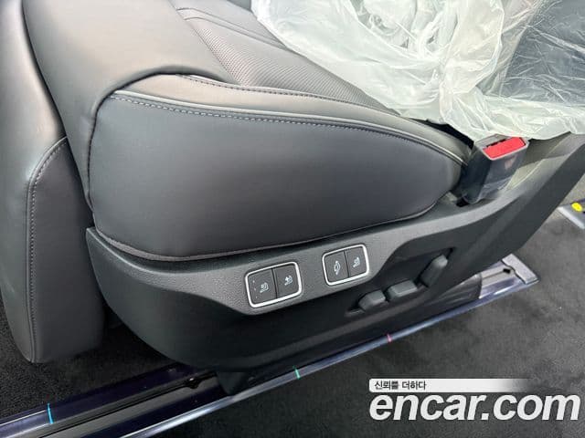 Hyundai Staria 2026 — Şəkil 16/20