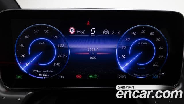 Mercedes-Benz EQE SUV 2025 — ფოტო 2/20