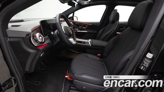 Mercedes-Benz EQE SUV 2025 — ფოტო 15/20